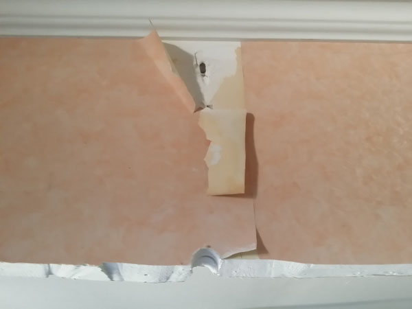 trou pour rechercher c�ble